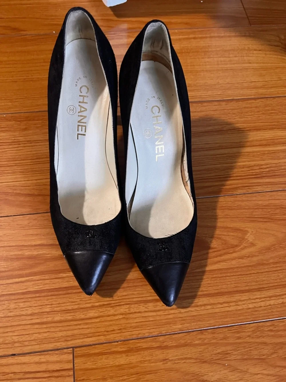 CHANEL Black Pointed Toe Suede and Leather Pumps - Picture 3 of 5